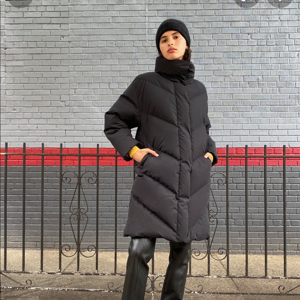 Aritzia Cloud Puff Midi